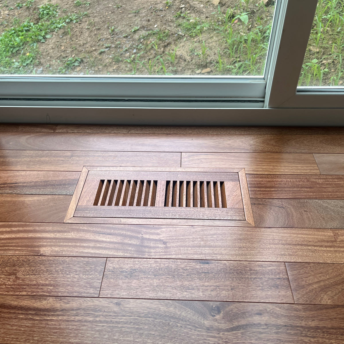 Unfinished Amendoim Flush Mount Vents